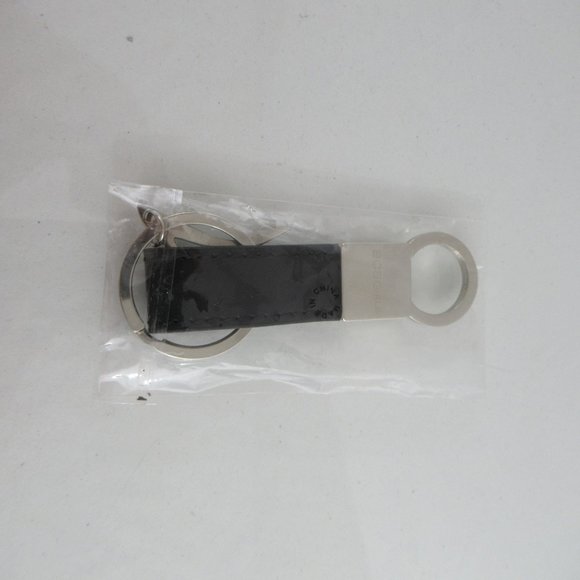 BCBGirls High Heel Shoe Key Ring Key Chain - Picture 6 of 7